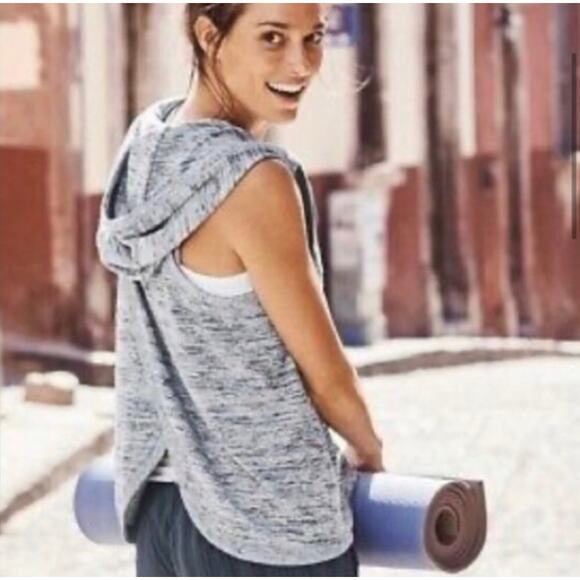 Athleta Blissful Balance Open Back Zip Up Hoodie Vest Gray Size Small Athleisure - Picture 2 of 10